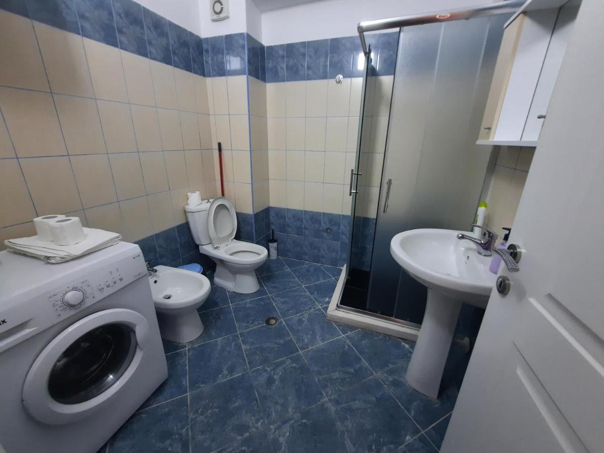 Antea Apartment 3 Vlorë Exterior foto